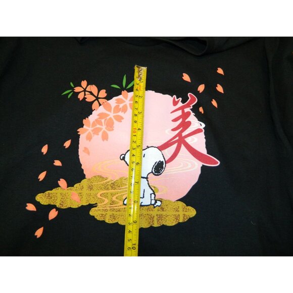 Peanuts Snoopy Black Graphic T-Shirt X-Large 100% Cotton Cherry Blossom Design - Picture 8 of 8